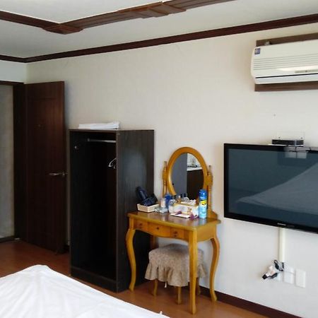 Jeju Sea-Port Pension מראה חיצוני תמונה
