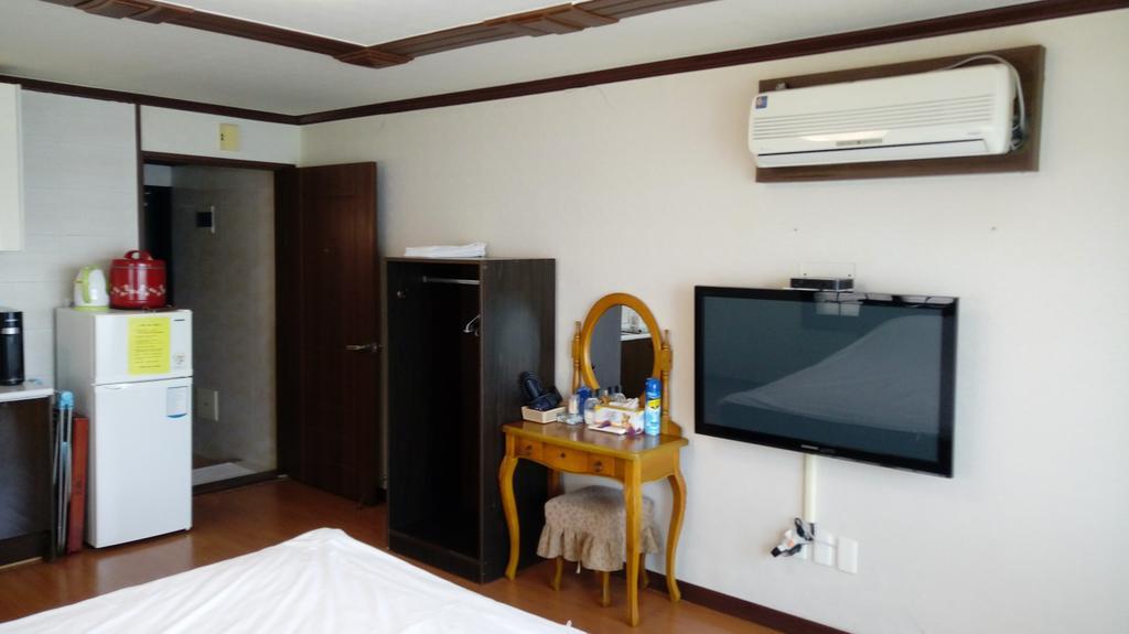 Jeju Sea-Port Pension מראה חיצוני תמונה